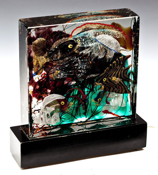 Gino Cenedese Murano aquarium, (estimate $800-$1,200). Cordier Auctions & Appraisals image.